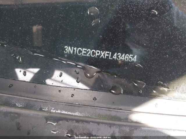 Nissan Versa Sv Image 10