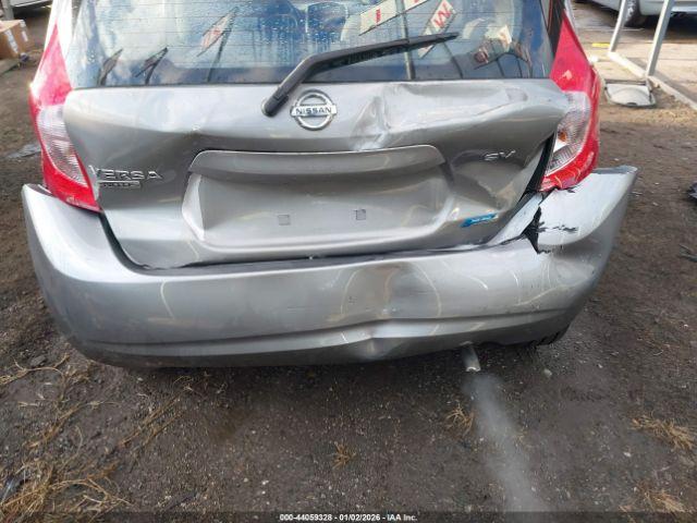 Nissan Versa Sv Image 15