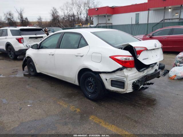 Toyota Corolla Le Image 13