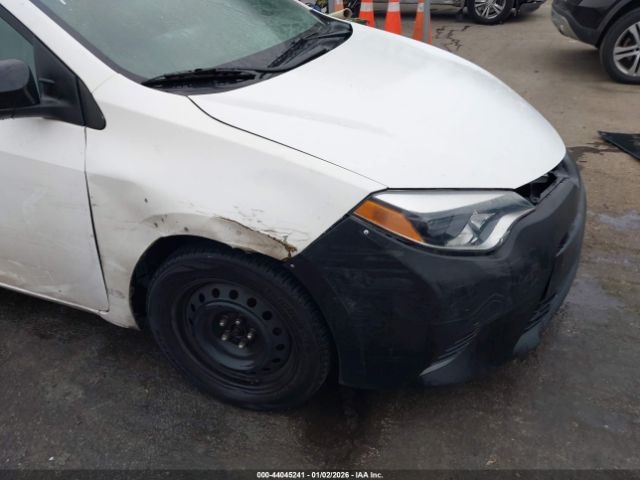 Toyota Corolla Le Image 11