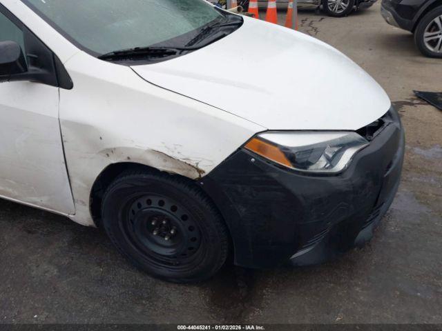 Toyota Corolla Le Image 11