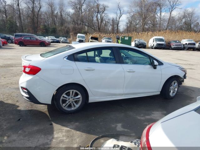 Chevrolet Cruze Lt Auto Image 16