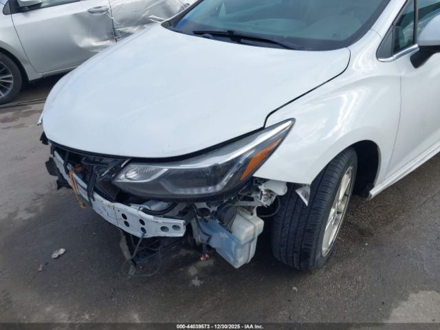 Chevrolet Cruze Lt Auto Image 10