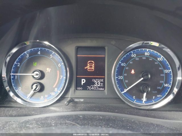 Toyota Corolla Le Image 4