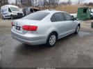Volkswagen Jetta 2.0l S Image 3