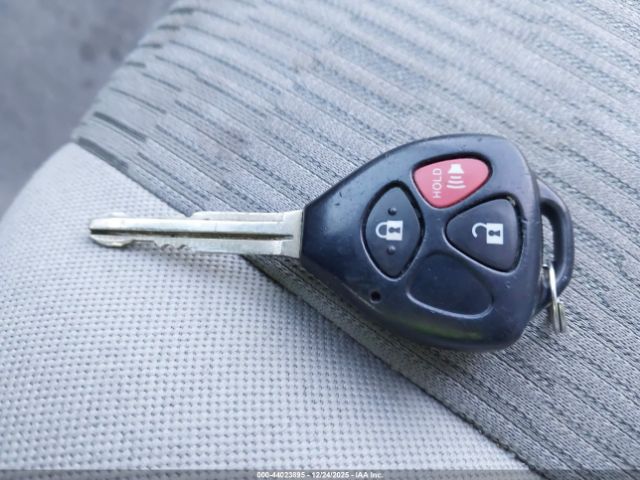 Toyota RAV4 Image 17