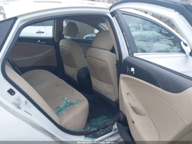 Hyundai SONATA Gls Image 6