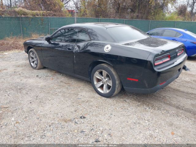 Dodge Challenger Sxt Image 17