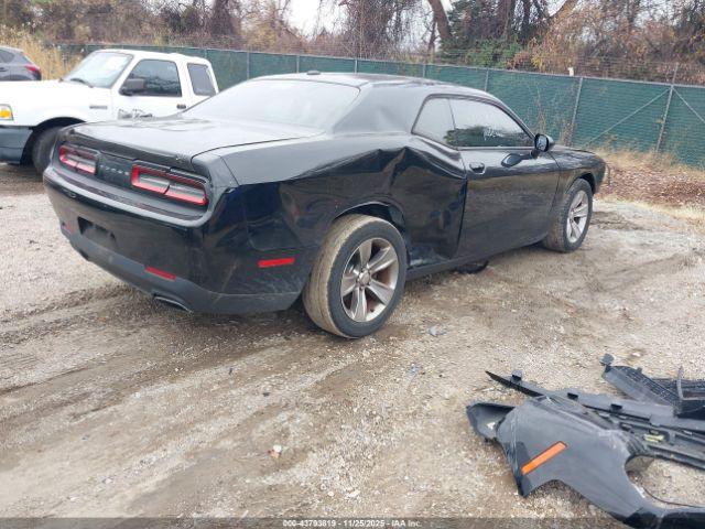 Dodge Challenger Sxt Image 18