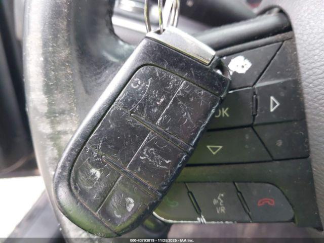 Dodge Challenger Sxt Image 6