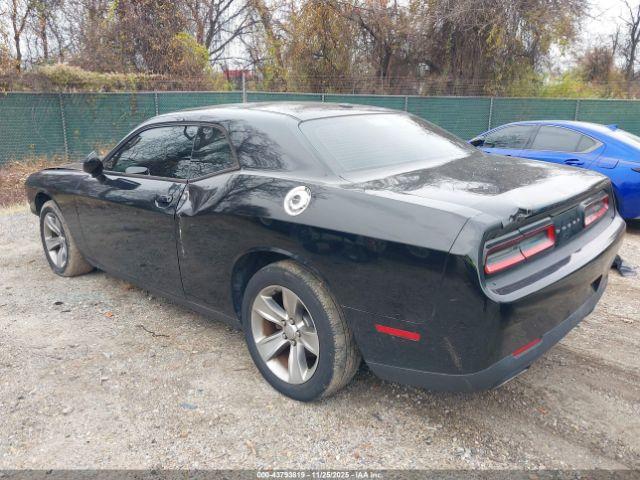 Dodge Challenger Sxt Image 12
