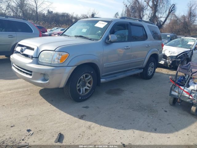 Toyota Sequoia Sr5 V8 Image 4
