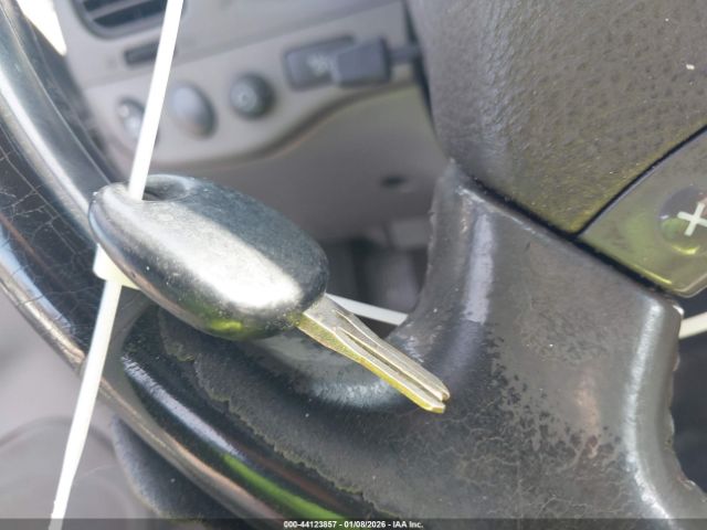 Toyota Sequoia Sr5 V8 Image 12