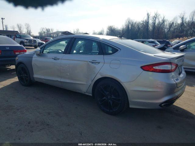 Ford Fusion Titanium Image 3