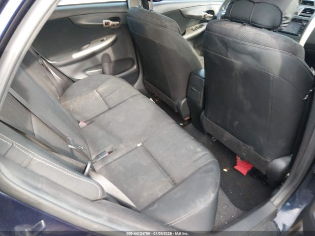 Toyota Corolla S Image 10