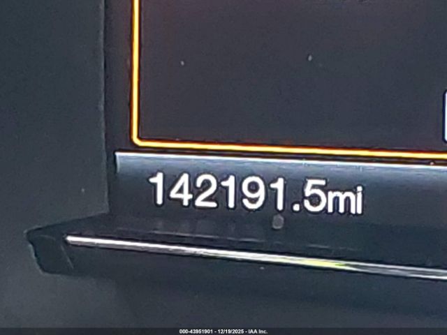 Ford Explorer Xlt Image 11