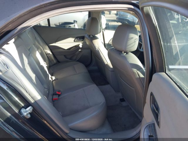 Chevrolet Malibu 1lt Image 7