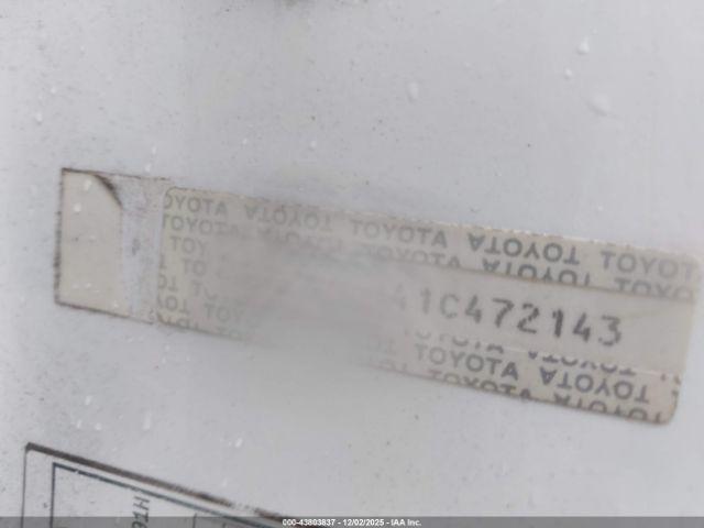 Toyota Camry Se Image 6