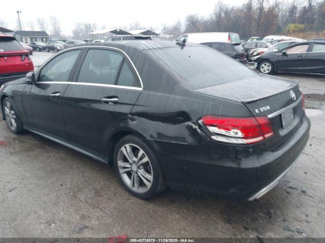 Mercedes-Benz E-Class 4matic Image 6