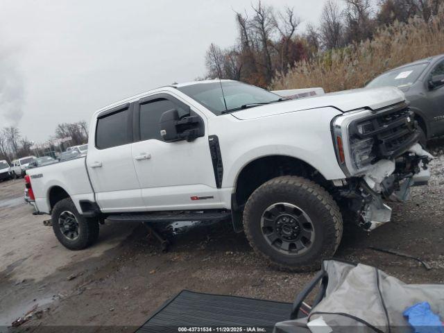 Ford F-250 Xlt Image 9