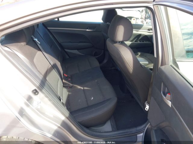 Hyundai ELANTRA Se Image 9