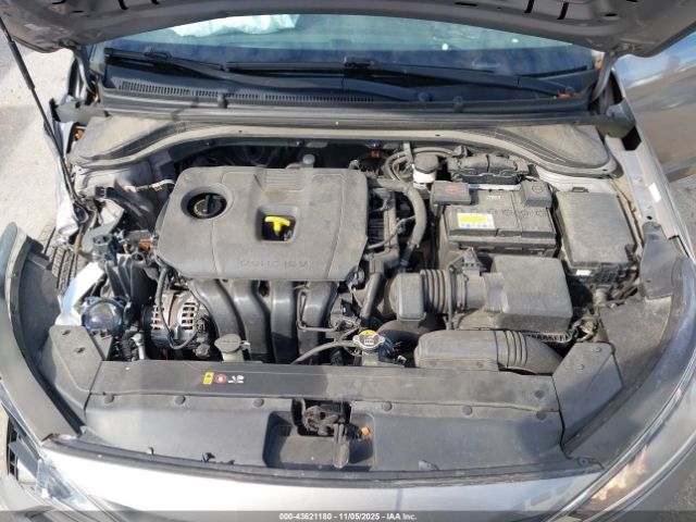 Hyundai ELANTRA Se Image 12