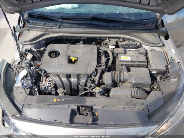 Hyundai ELANTRA Se Image 12