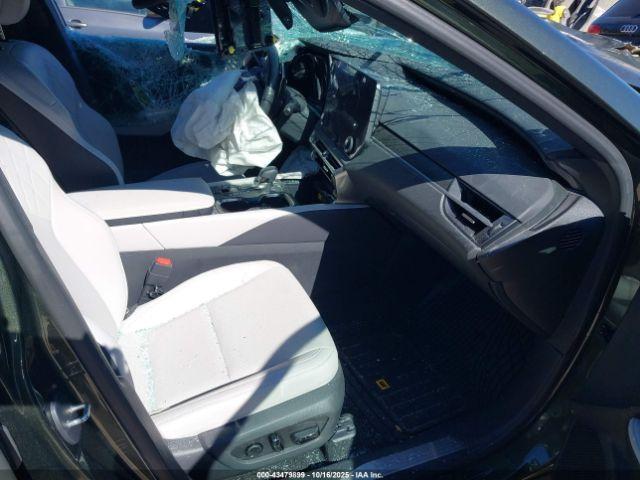 Lexus RX Premium Image 3