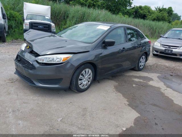 Ford Focus S Image 2