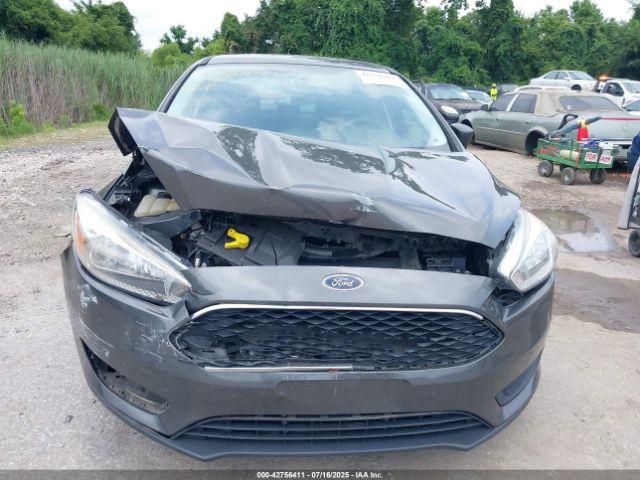 Ford Focus S Image 9