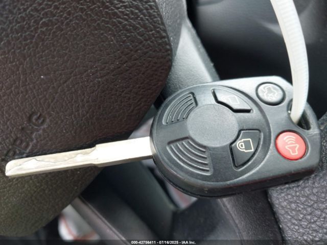 Ford Focus S Image 10