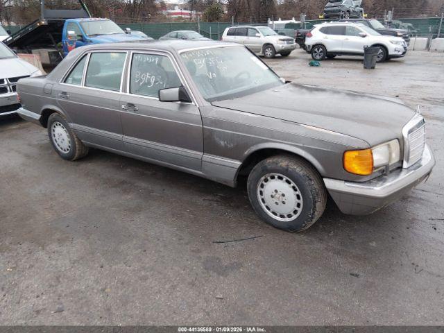  Salvage Mercedes-Benz 300